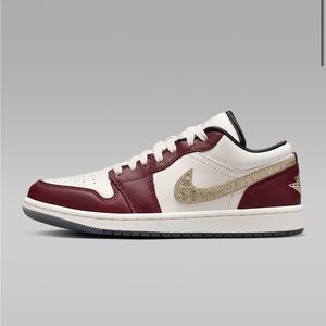 Nike Air Jordan 1Low SE Lunar New Year Women’s Shoe Sz 6